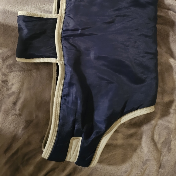 Large dog (labrador size) dog coat shedrow - Picture 3 of 4